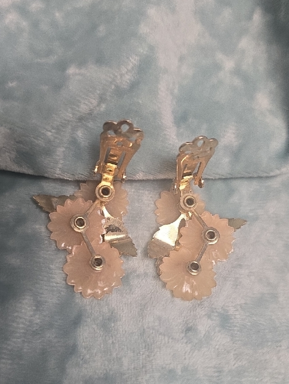 Coro Floral Cluster with Gold Tone Leaves Clip On Earrings - Picture 3 of 7